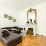 Veeve - By Boulevard Saint Germain