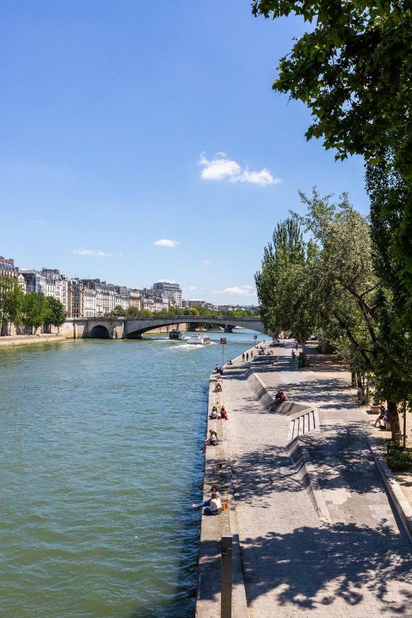 Veeve - By Boulevard Saint Germain * Parijs
